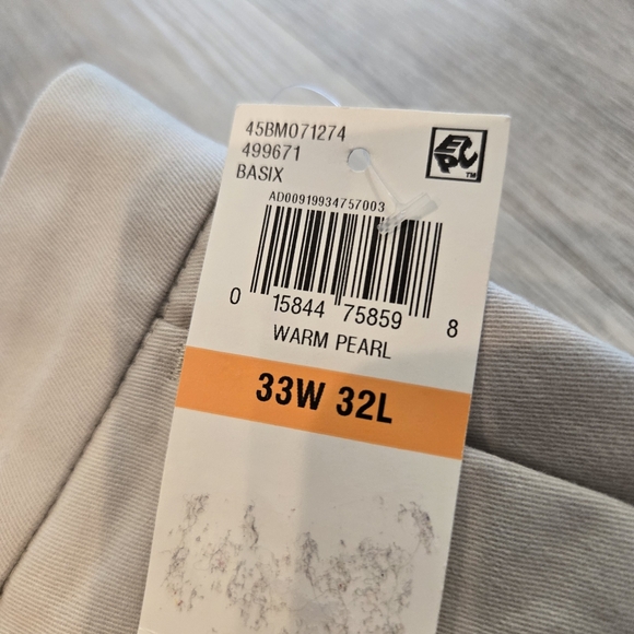 IZOD Flat Front Straight Fit Performance Plus Stretch Pants 33x32 Warm Pearl NWT - Picture 4 of 6